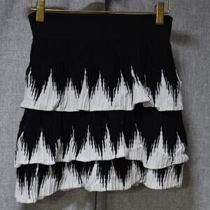 Maje Paris Black & White Tiered Knit Mini Skirt – Size 1 (Small)